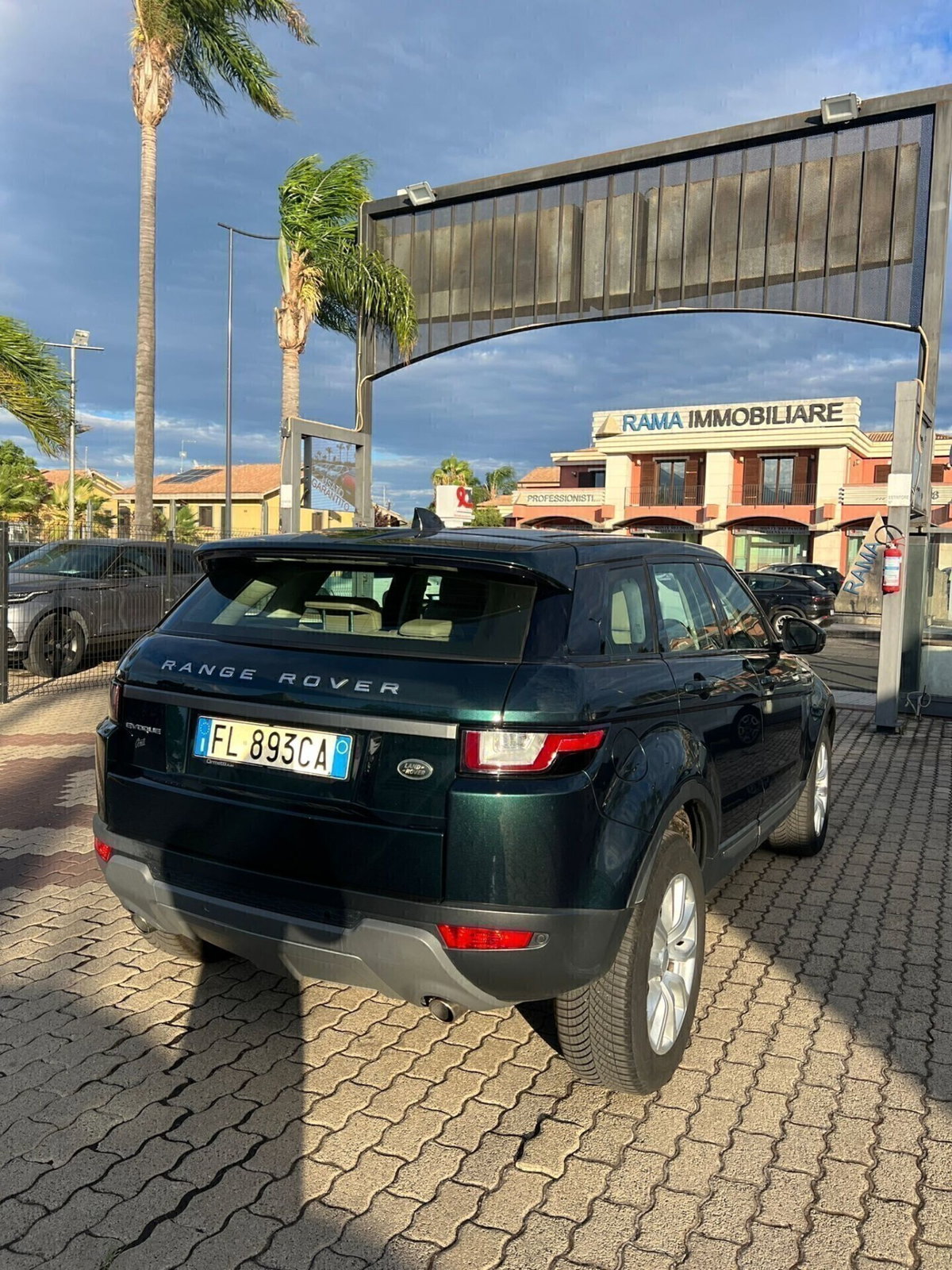 Land Rover Range Rover Evoque 2.0 TD4 150 CV 5p. SE Dynamic (8)