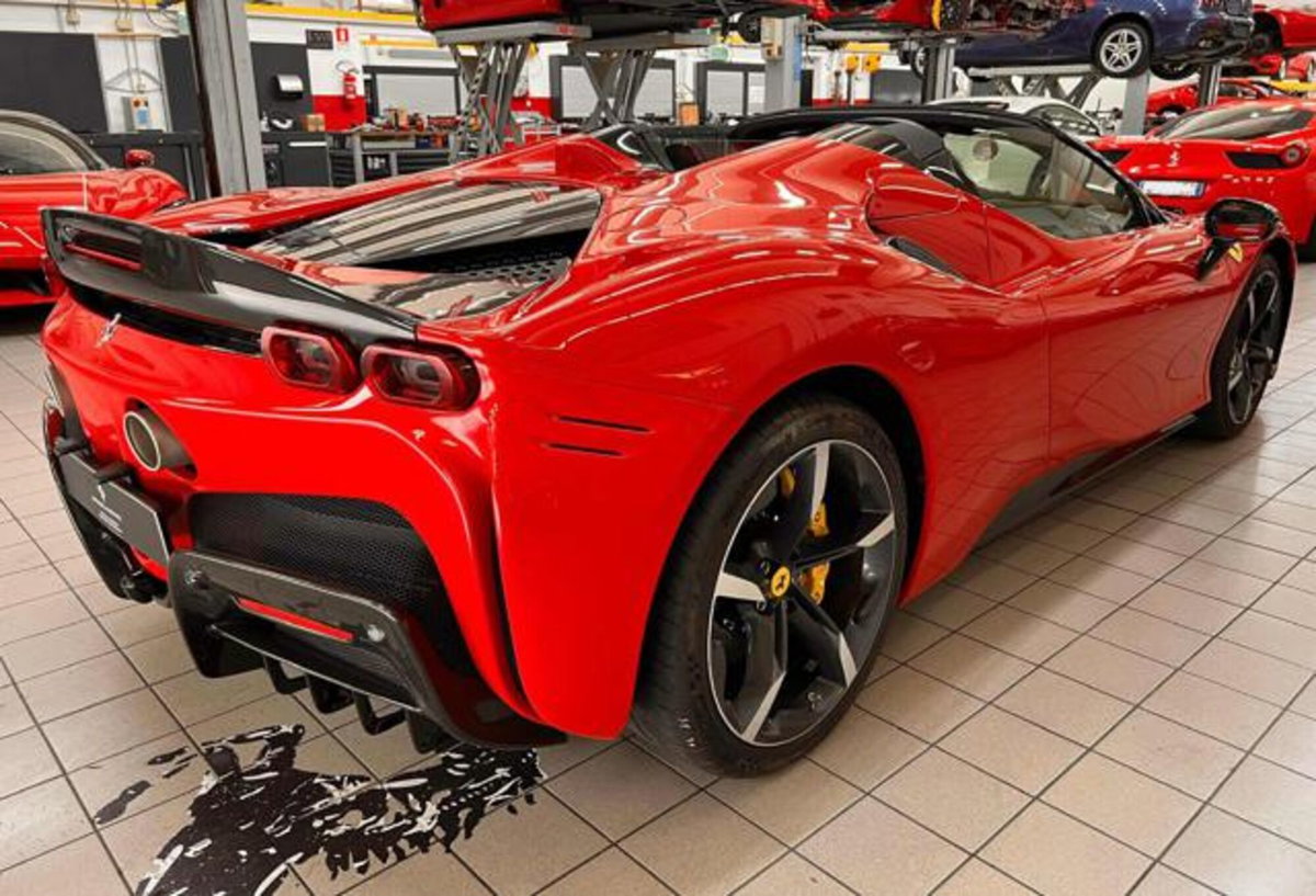Ferrari SF90 Spider 4.0 F1 (3)
