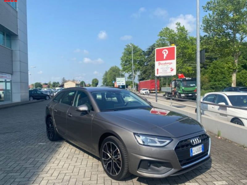 Audi A4 Avant 35 TDI/163 CV S tronic Business Advanced