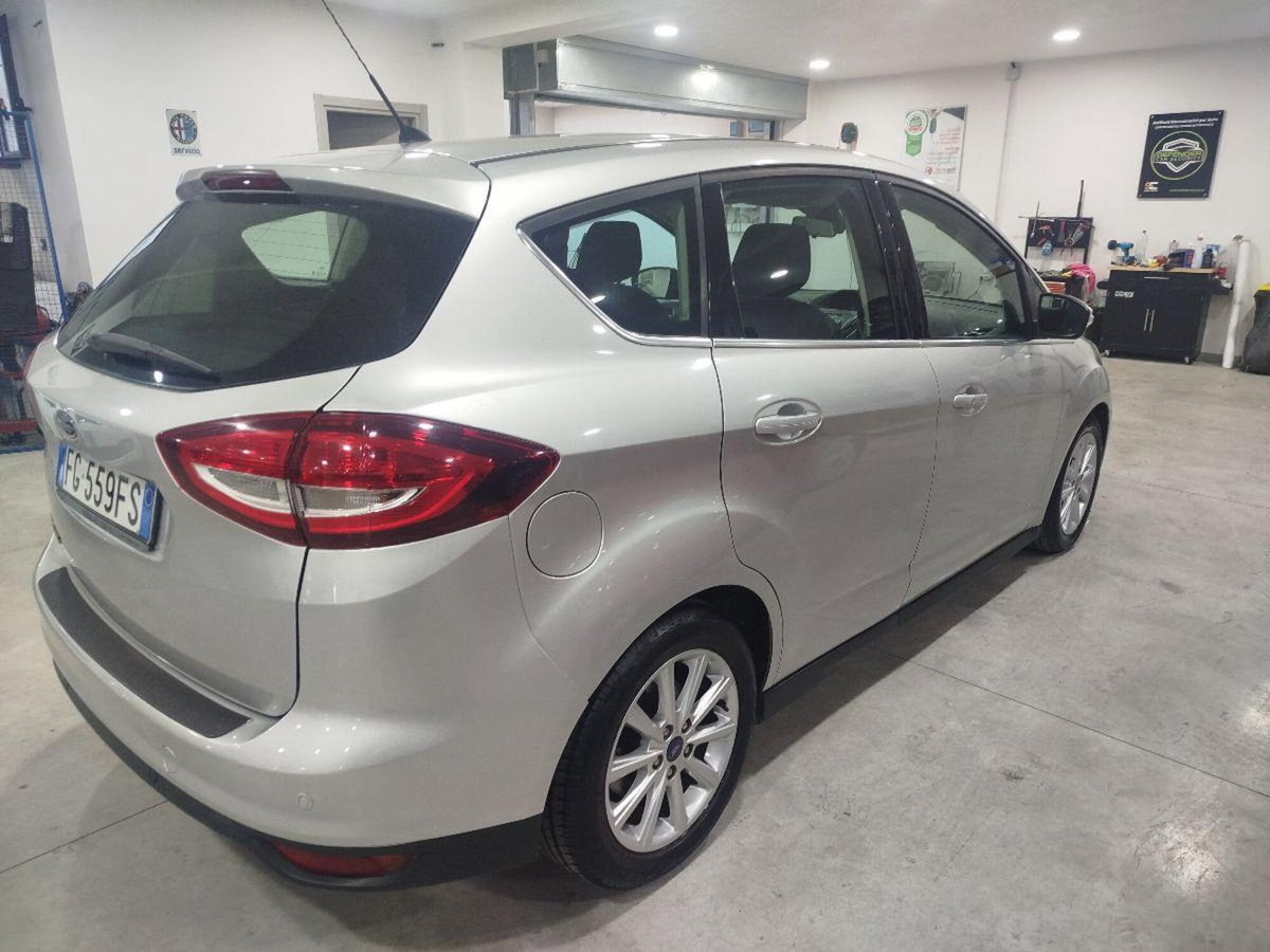 Ford C-Max 1.5 TDCi 120CV Powershift Start&Stop Titanium (5)