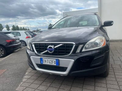 Volvo XC60 D3 AWD Geartronic Momentum usata