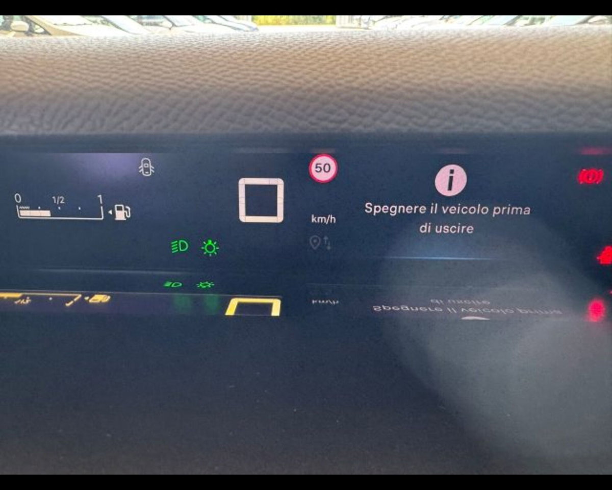 Citroen C3 1.2 puretech turbo Max 100cv s&s (17)