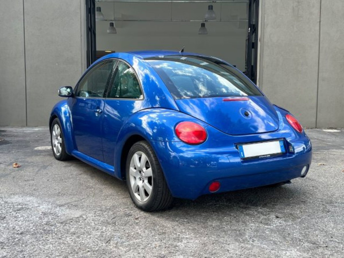 Volkswagen New Beetle TDI 101CV (5)