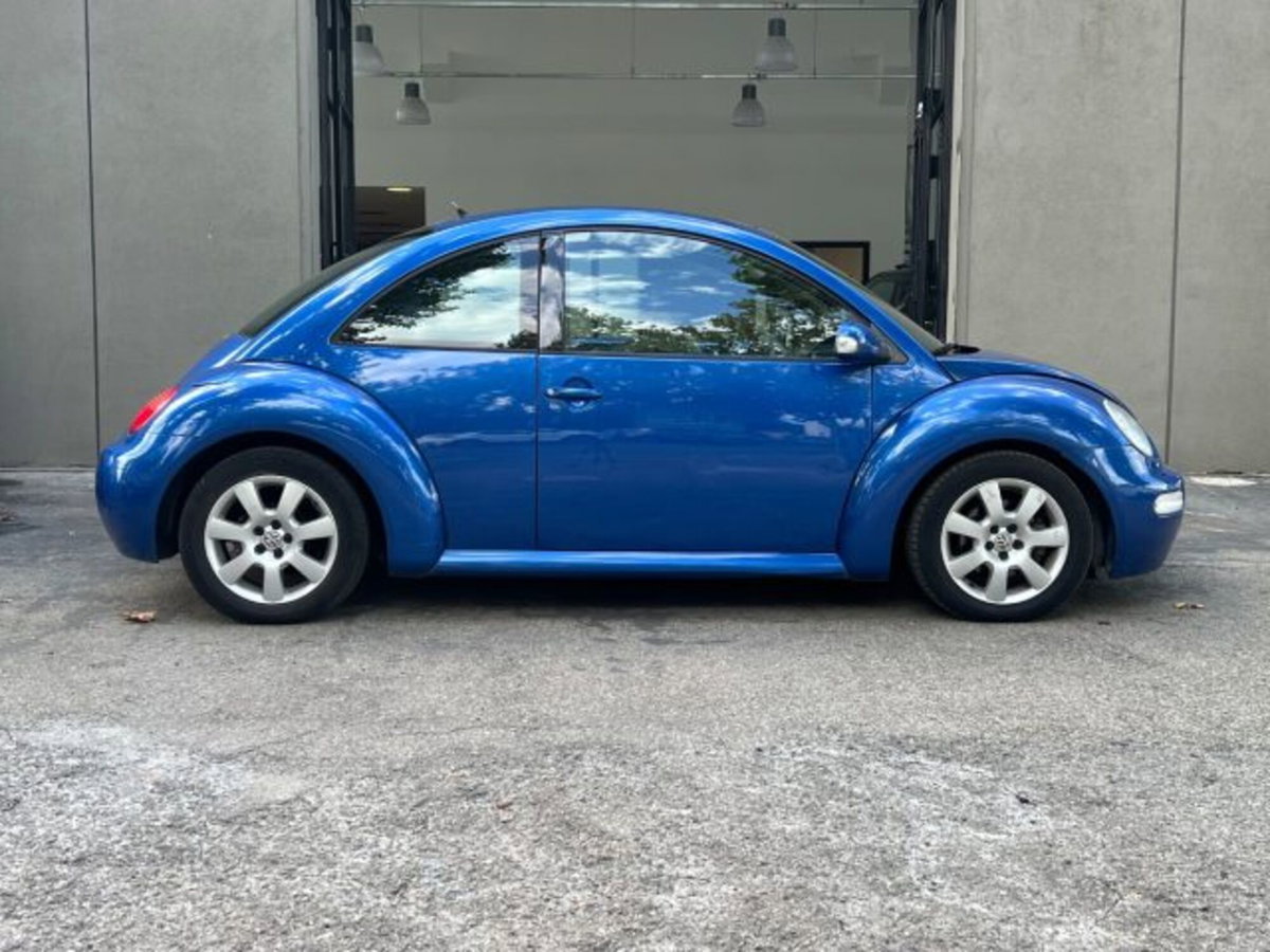 Volkswagen New Beetle TDI 101CV (8)