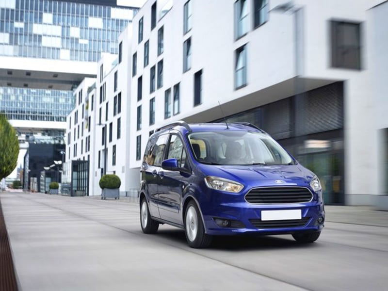 Ford Tourneo Courier 1.5 TDCI 75 CV Titanium