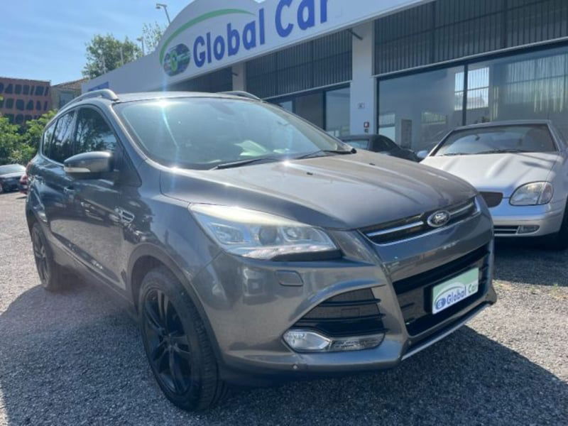 Ford Kuga 2.0 TDCI 140 CV 4WD Titanium