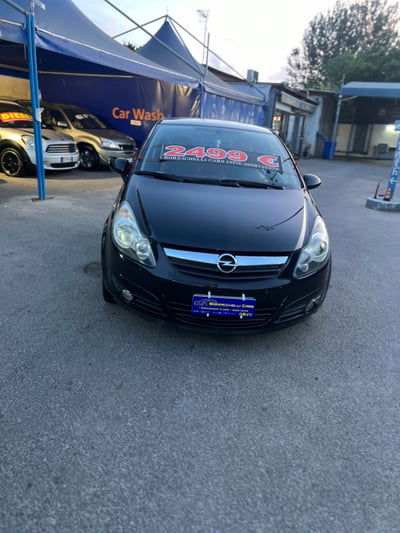 Opel Corsa 1.0 12V 3 porte Club usata