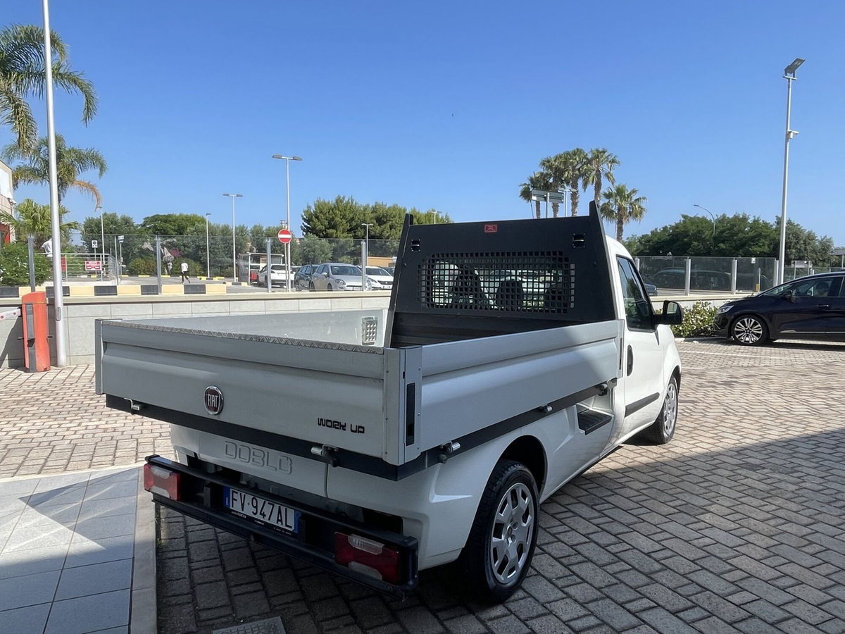 Fiat Doblò work-up 1.6 mjt 105cv Lounge (5)