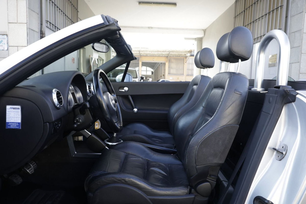 Audi TT Cabrio 1.8 TFSI (16)