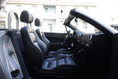 Audi TT Cabrio 1.8 TFSI (3)
