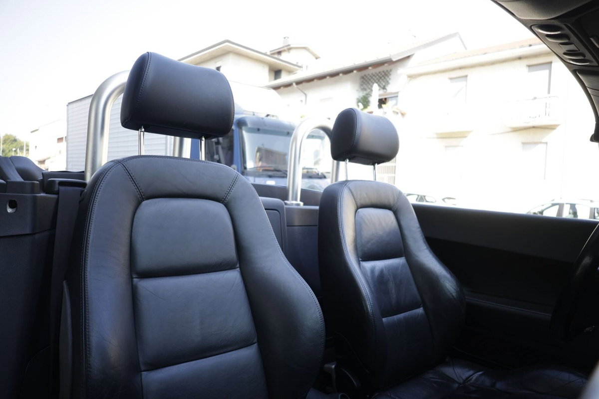 Audi TT Cabrio 1.8 TFSI (6)