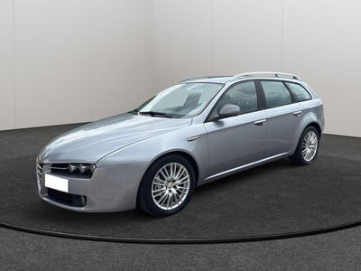 Alfa Romeo 159 SportWagon 1.9 JTDm 150CV Sportwagon Distinctive Q-Tronic usata