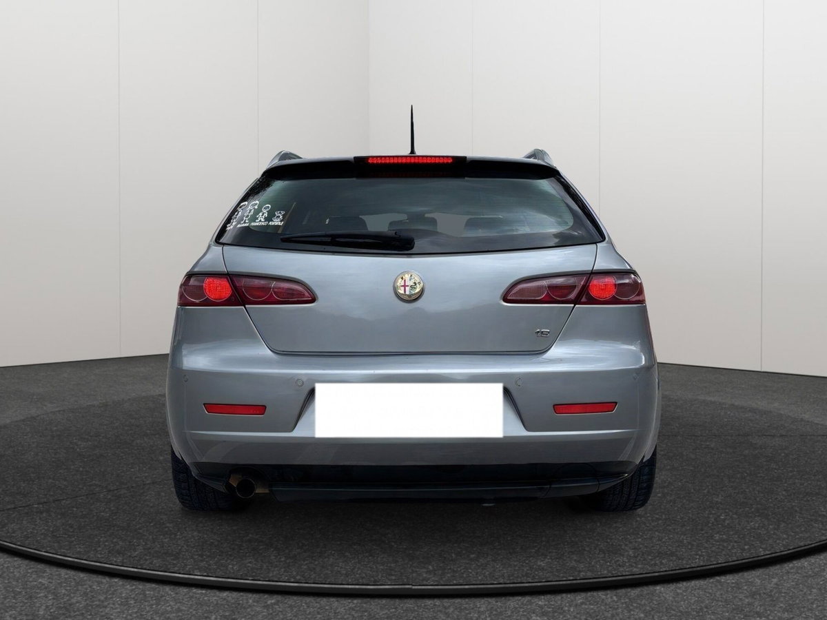 Alfa Romeo 159 SportWagon 1.9 JTDm 150CV Sportwagon Distinctive Q-Tronic (4)