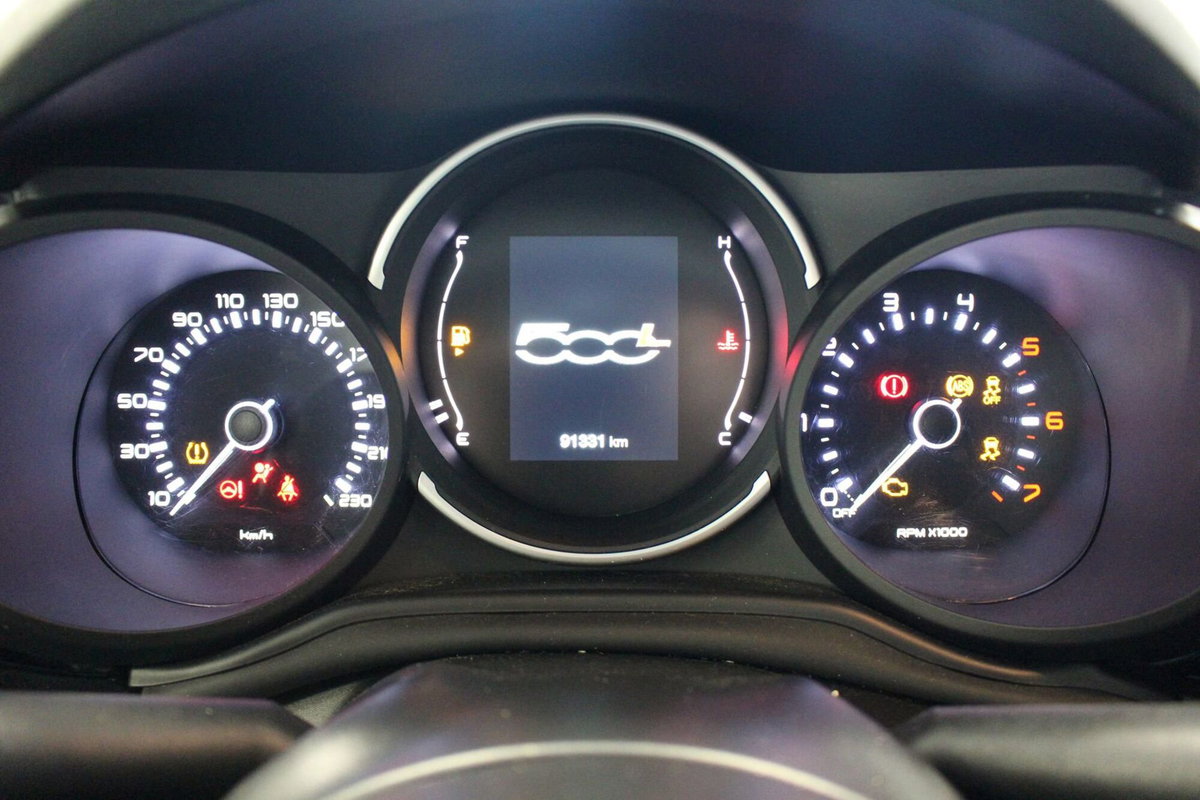 Fiat 500L 1.3 Multijet 95 CV Cross (10)