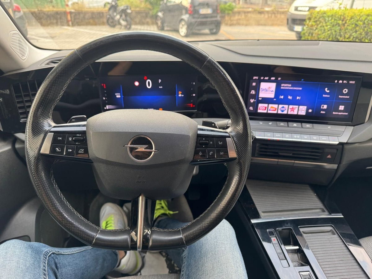 Opel Astra 1.5 Turbo Diesel 130 CV AT8 Business Elegance (20)