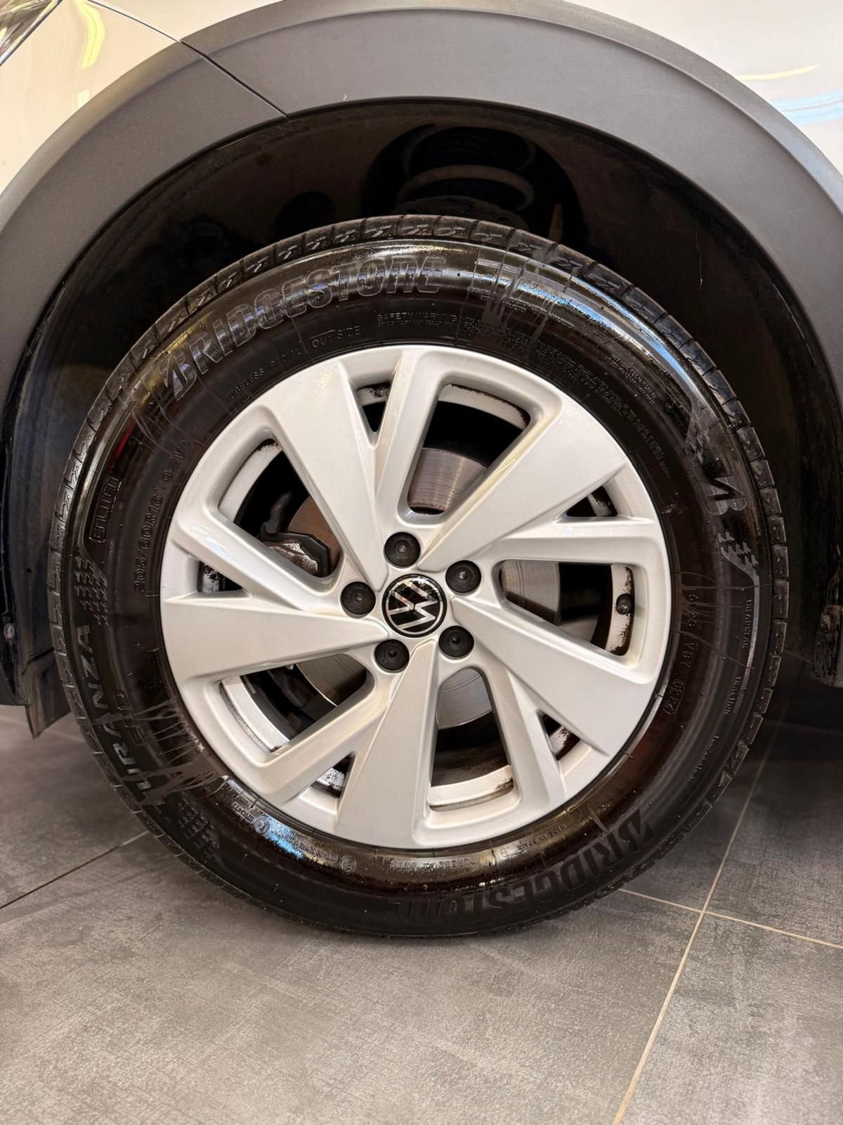 Volkswagen Taigo 1.0 TSI 110 CV Life (11)