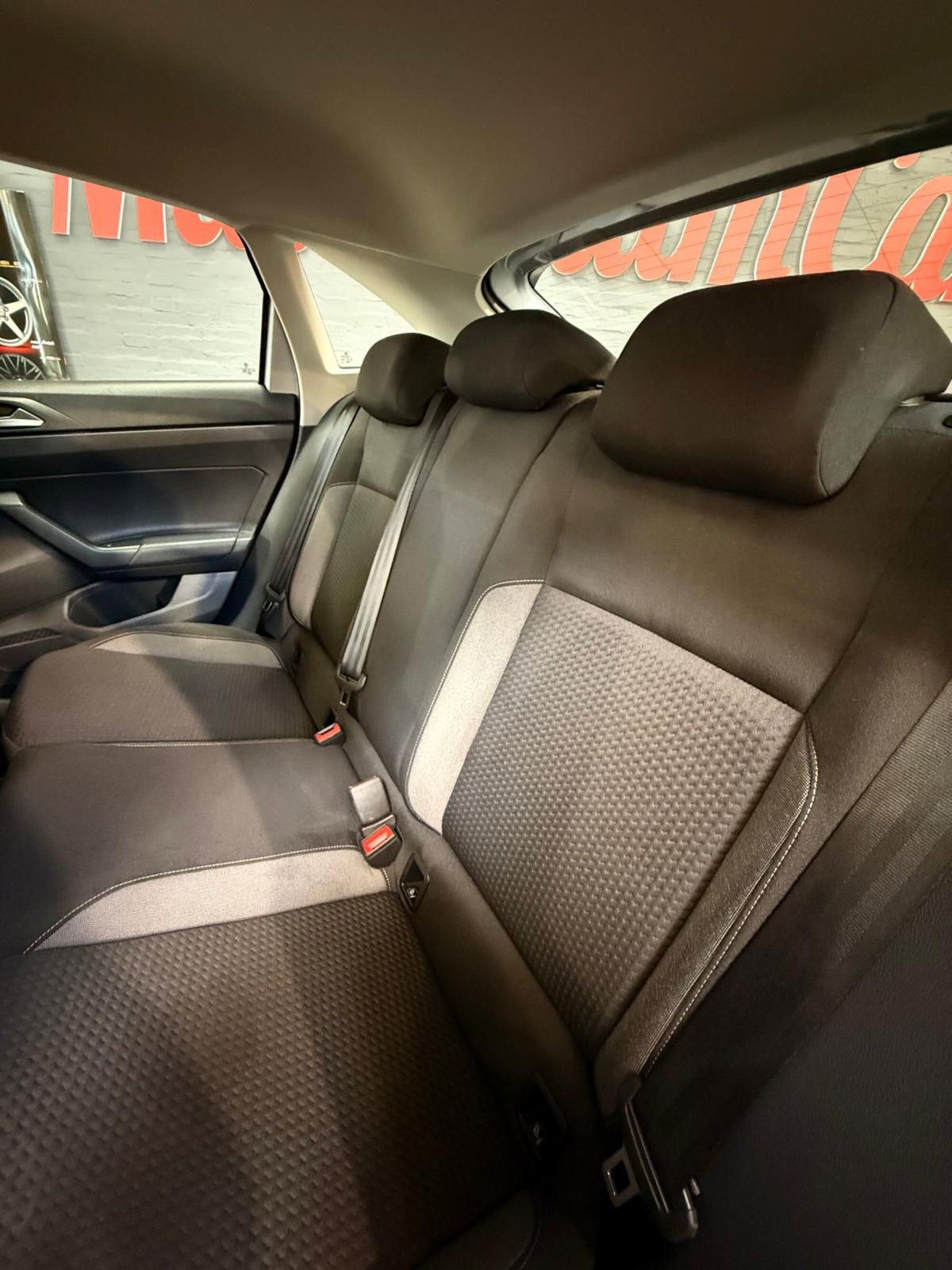 Volkswagen Taigo 1.0 TSI 110 CV Life (14)