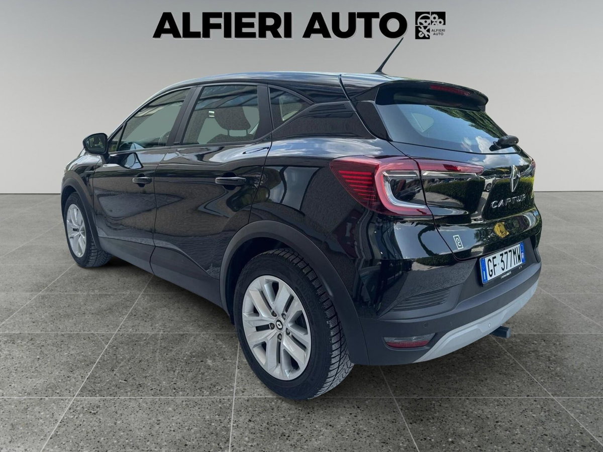 Renault Captur Full Hybrid E-Tech 145 CV Initiale Paris (4)