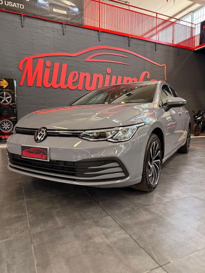 Volkswagen Golf 2.0 TDI DSG SCR Life usata