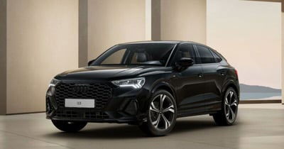 Audi Q3 35 2.0 tdi Identity Black s-tronic usata