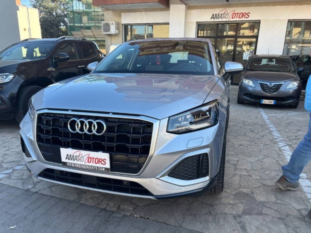 Audi Q2 35 1.5 tfsi Business Advanced s-tronic (16)