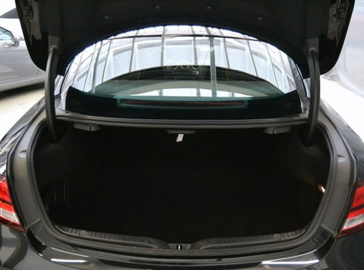 Mercedes-Benz Classe C Coupé 180 Coupé Premium (12)