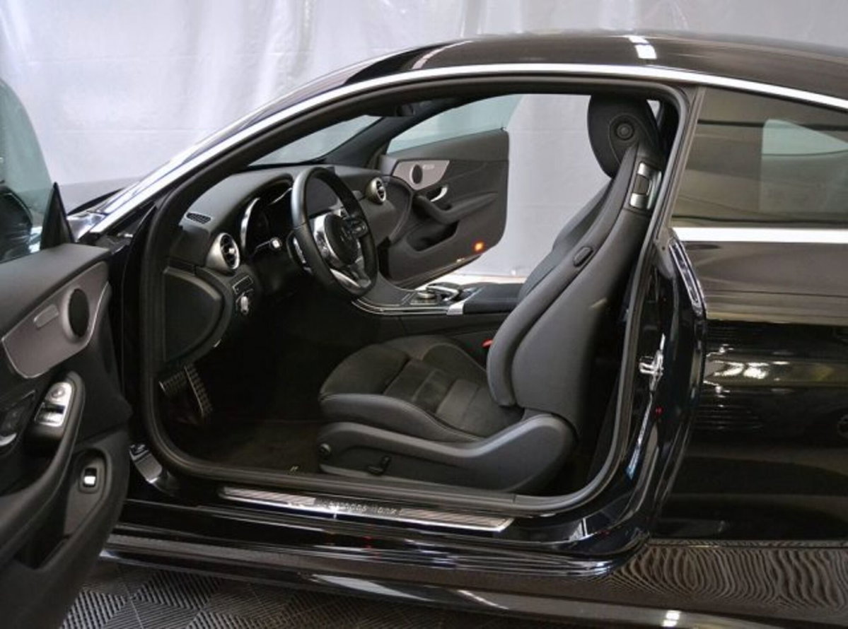 Mercedes-Benz Classe C Coupé 180 Coupé Premium (2)