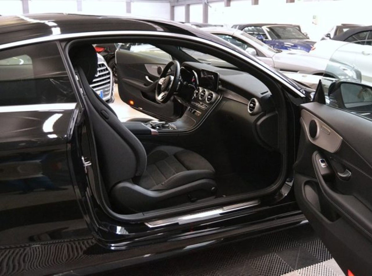 Mercedes-Benz Classe C Coupé 180 Coupé Premium (3)