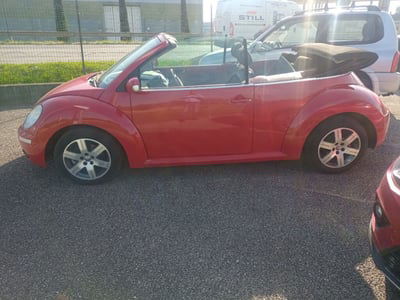 Volkswagen New Beetle Cabrio TDI 105CV usata