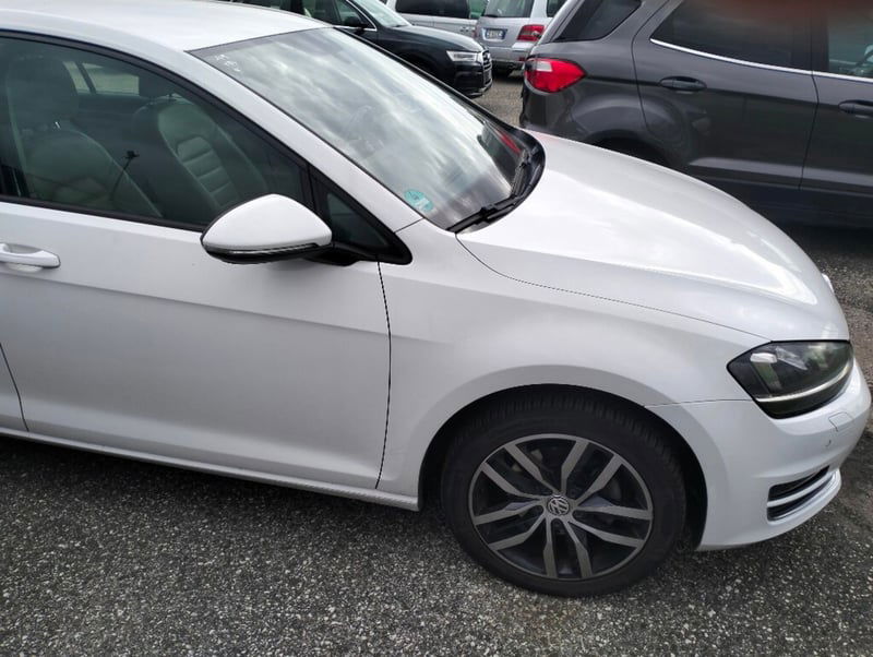 Volkswagen Golf 2.0 TDI 5p. Highline BlueMotion Technology