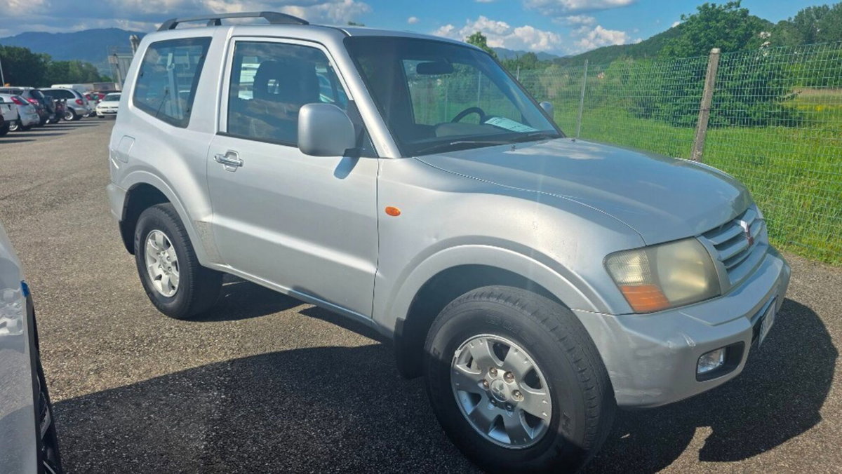 Mitsubishi Pajero 3.2 16V DI-D 3p. GLX