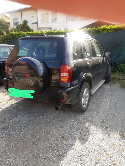 Toyota Rav4 Tdi D-4D cat 5 porte Sol usata