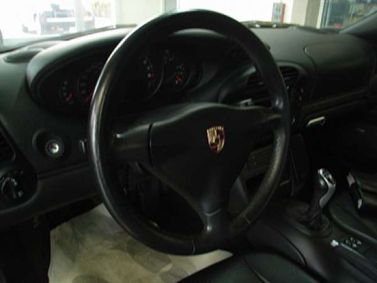 Porsche 911 Coupé Carrera 4S (kit 345CV) cat (2)