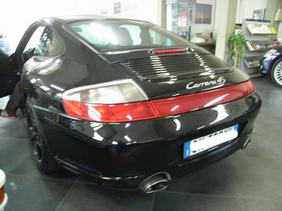 Porsche 911 Coupé Carrera 4S (kit 345CV) cat (6)
