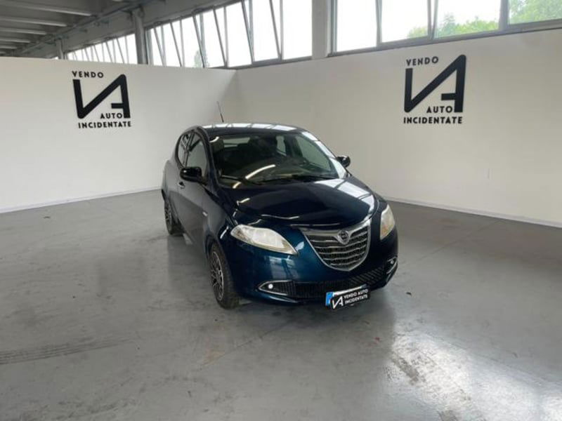 Lancia Ypsilon 1.2 69 CV 5 porte Mya