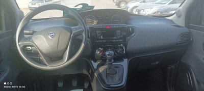 Lancia Ypsilon 1.0 FireFly 5 porte S&S Hybrid Silver Plus (11)