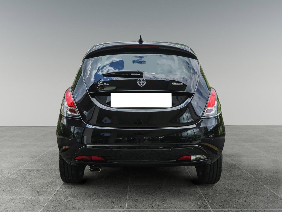 Lancia Ypsilon 1.0 FireFly 5 porte S&S Hybrid Gold Plus (6)