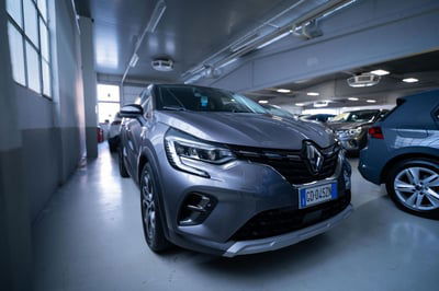 Renault Captur Plug-in Hybrid E-Tech 160 CV Intens usata