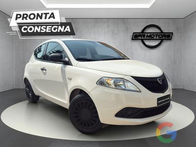 Lancia Ypsilon 1.0 FireFly 5 porte S&S Hybrid Silver Plus usata