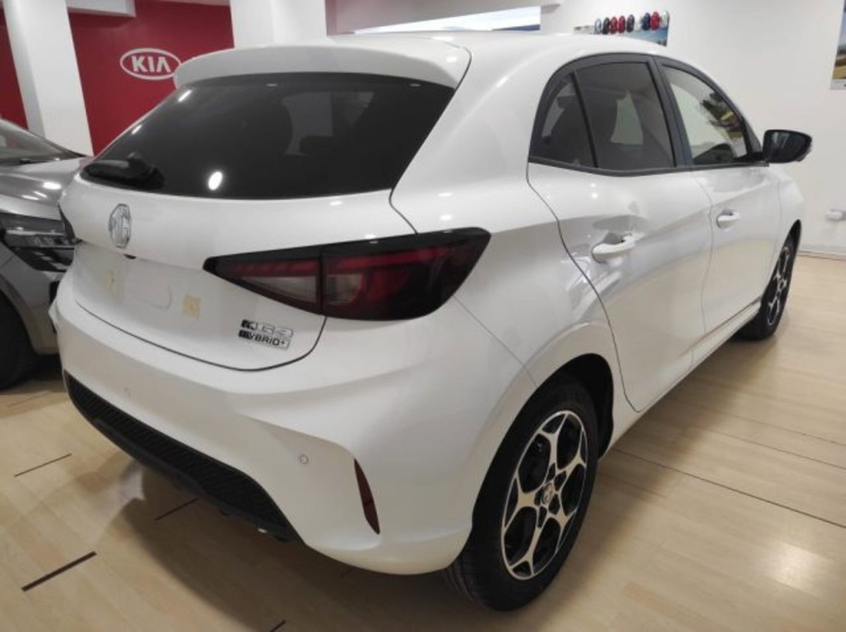 Mg MG3 1.5 Standard (10)