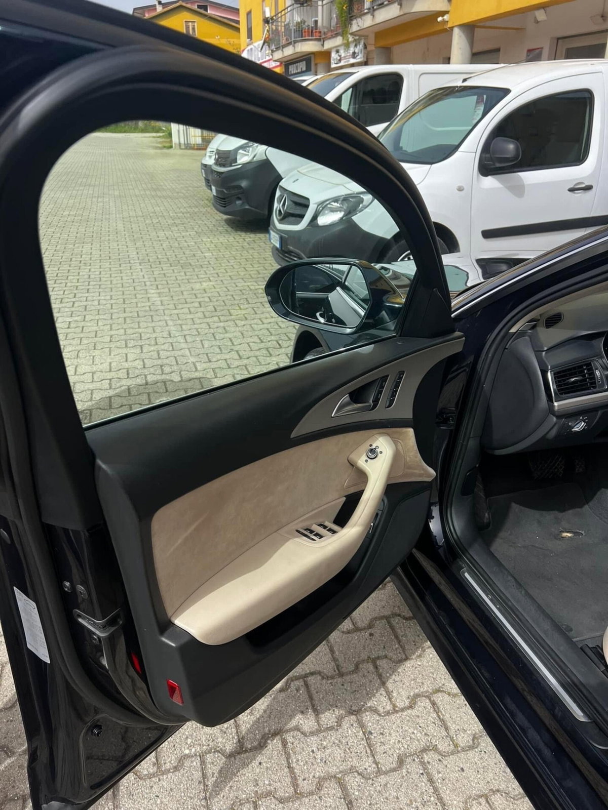 Audi A6 Avant 2.0 TDI 190 CV ultra S tronic Business (14)