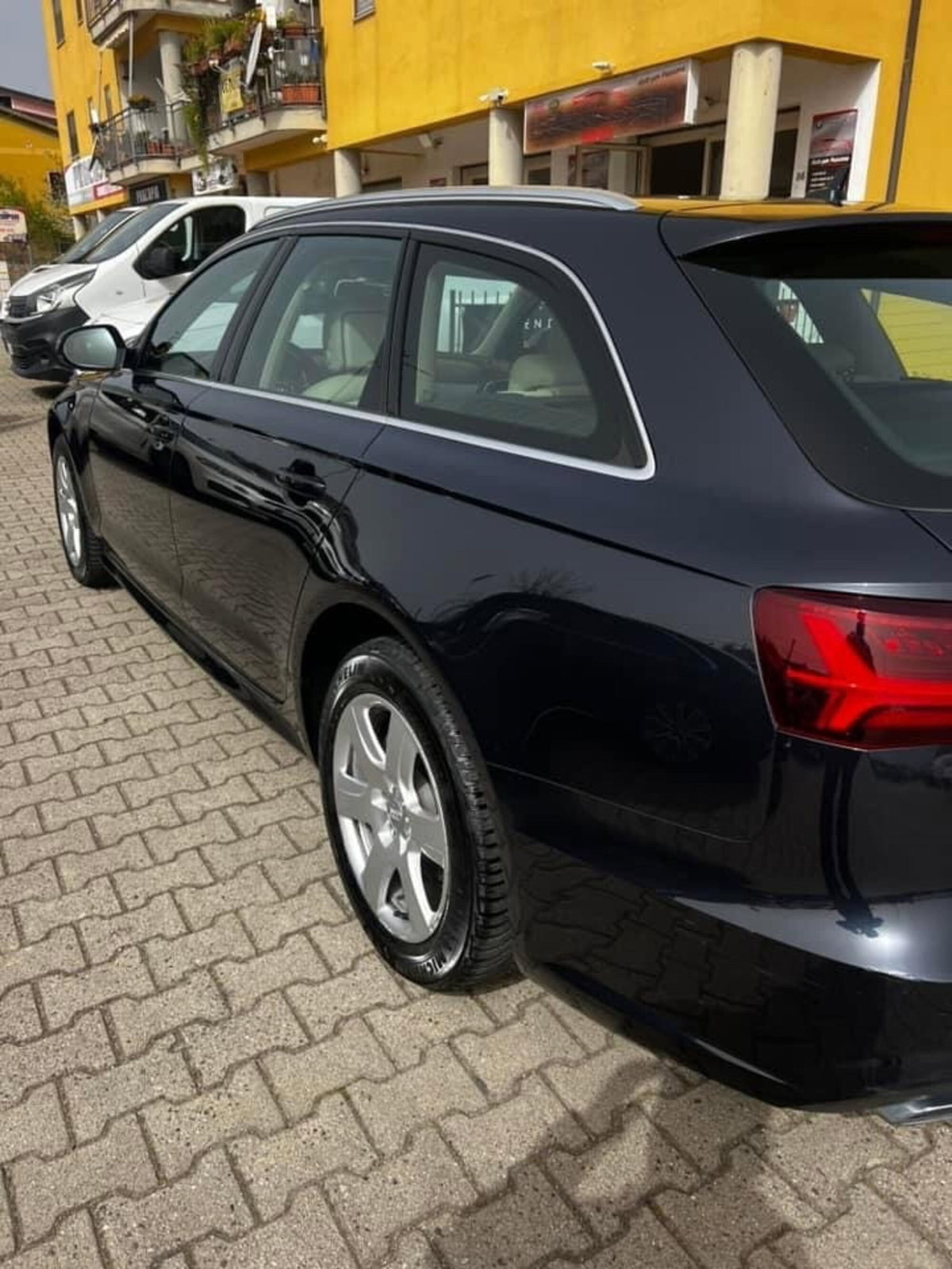 Audi A6 Avant 2.0 TDI 190 CV ultra S tronic Business (8)