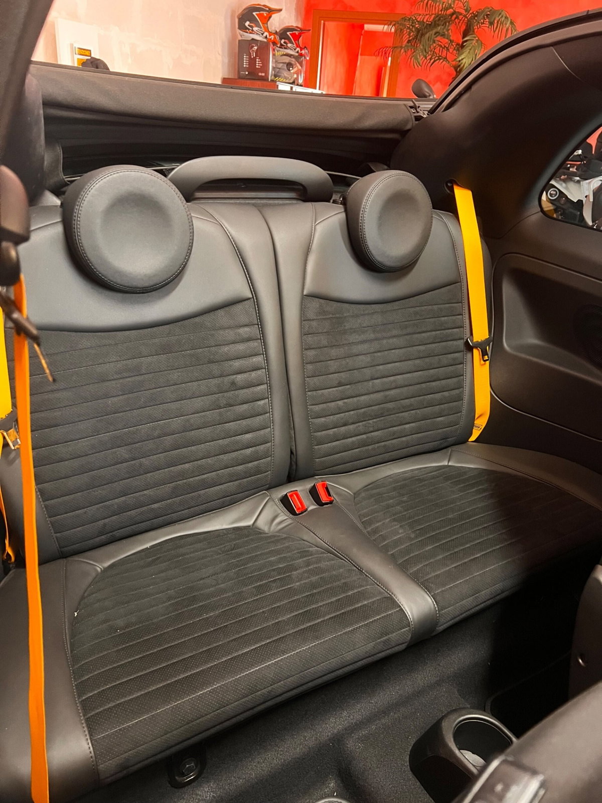 Abarth 595 Cabrio 595 C 1.4 Turbo T-Jet 180 CV Competizione (18)