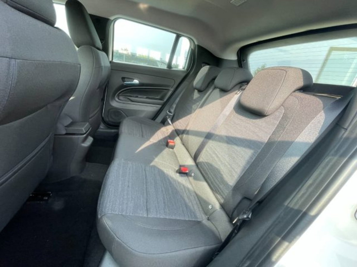 Jeep Avenger 1.2 turbo Longitude fwd 100cv (8)