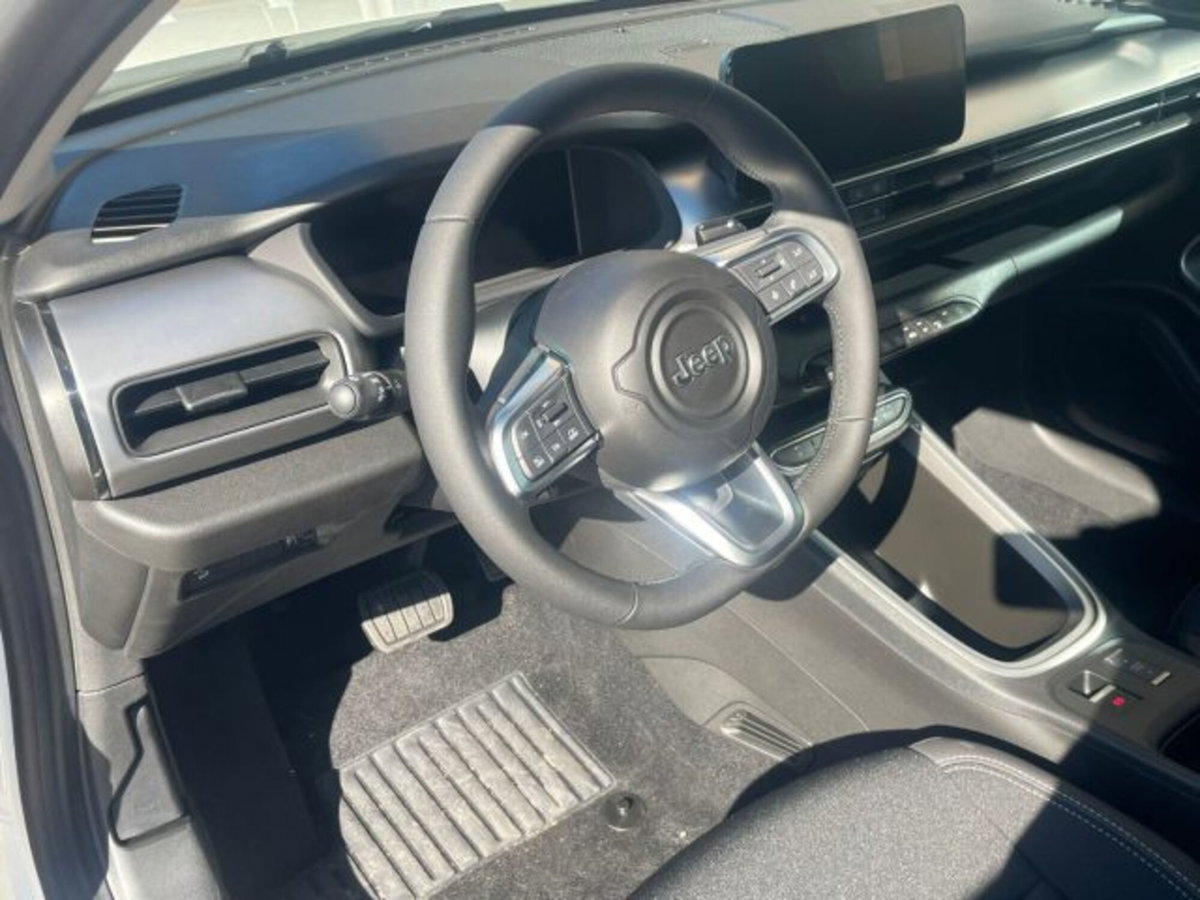 Jeep Avenger 1.2 turbo Longitude fwd 100cv (12)