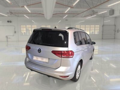 Volkswagen Touran 2.0 TDI 150 CV SCR DSG Business BlueMotion Technology usata