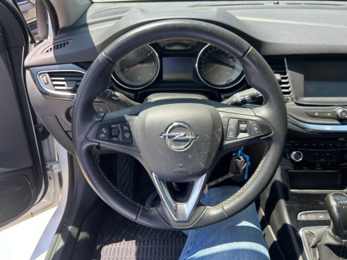 Opel Astra 1.5 CDTI 105 CV S&S 5 porte Business Elegance (10)