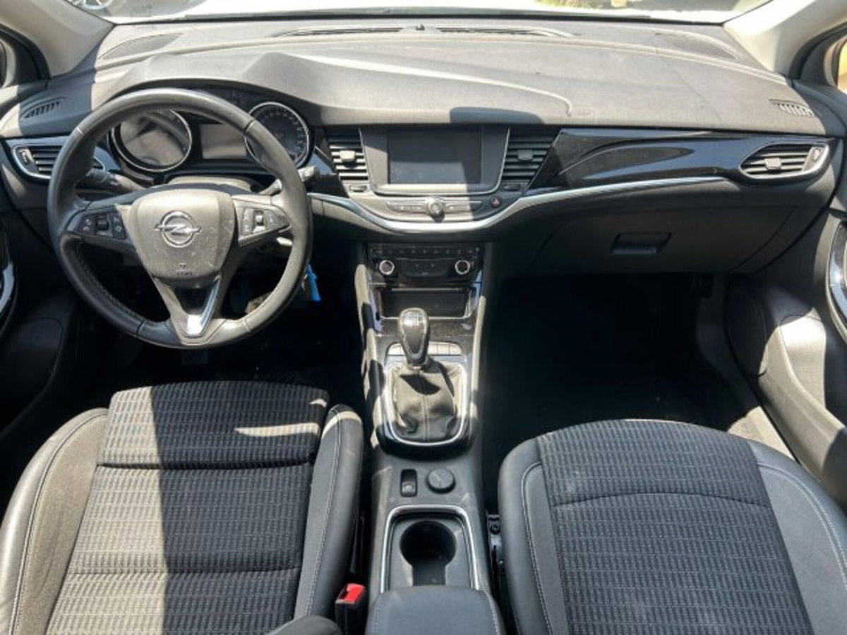 Opel Astra 1.5 CDTI 105 CV S&S 5 porte Business Elegance (7)