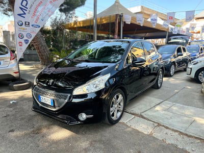Peugeot 208 VTi 82 CV 5 porte Allure usata