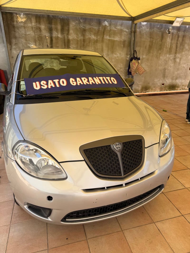 Lancia Ypsilon 1.2 Argento